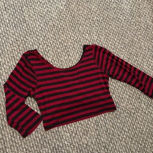 ⭐️5/$15⭐️ Striped crop top